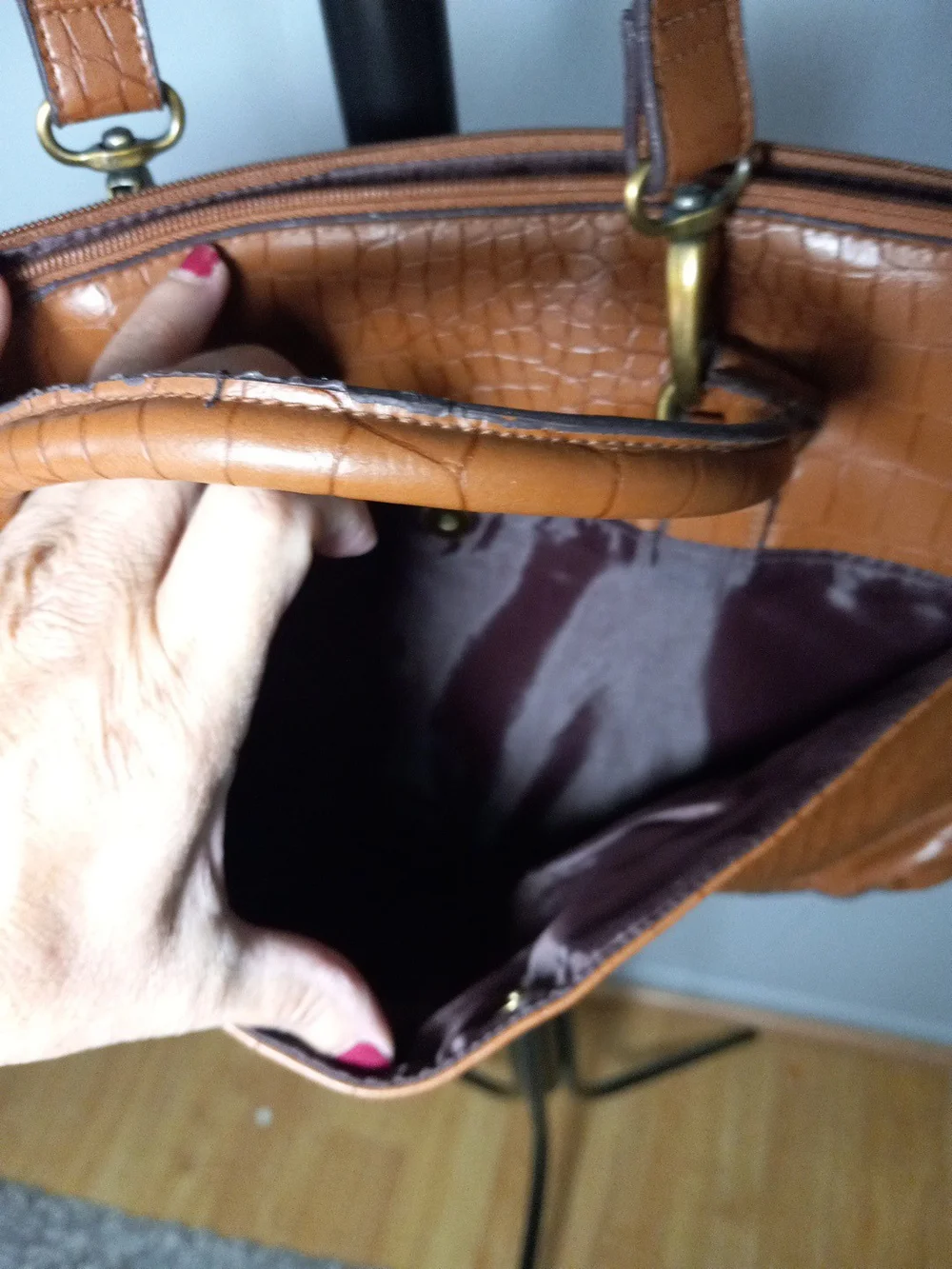 Bueno Tan Croc-Embossed Laptop Business Tote Shouldet Trap NWT